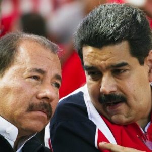 Nicolás Maduro copia las mismas tácticas de Daniel Ortega para perseguir a las ONG’s